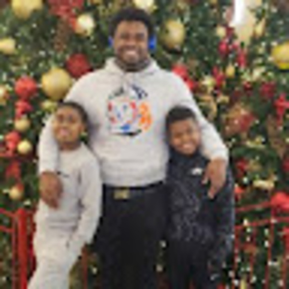 Meet your Posher, Edward - Picture 1 of 1